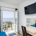 Villa Samba - Studio Apartment With Balcony And Sea View