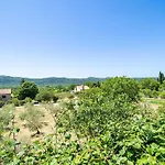 Apartment Laurel Leaf - Three Bedroom Apartment With Terrace
