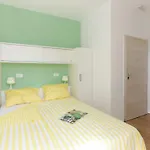 Apartments Villa Karmen - One-Bedroom Apartment With Terrace Olive
