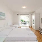 House Apartments Ariva