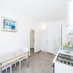 Apartments & Rooms Bari I