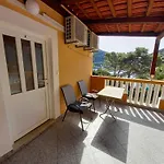 Apartments Vinko Mljet- One-Bedroom Apartment With Terrace A5