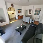 Apartman Mira