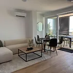 3 Bedroom Apartment La Casa Marcina