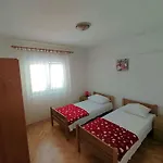 Apartments Bor
