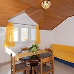 Apartments Ora