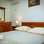 Holiday Home In Klek 6275