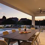 2Olives House