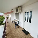 Apartmani Budisa Maslenica