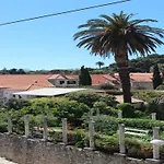 Guest House Gugily- Twin Room With Shared Bathroom And City View