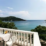 Apartmetns Franka Saplunara-One-Bedroom Apartment With Terrace And Sea View No2