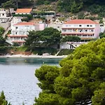 Apartmetns Franka Saplunara-One-Bedroom Apartment With Terrace And Sea View No2