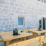 Villa Am Strand Olive Mill