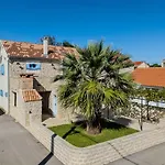 Holiday House Maja In Privlaka With Barbecue And Private Garden - By Ta Leut Agency