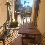 Cozy Rooms At Old City Gate