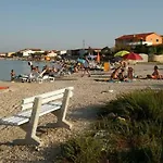 Apartment Tihana - 200 M From Sea