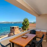 Family Friendly Seaside Apartments Iz, Iz - 22025