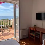 Apartments And Rooms Villa Bouganvillea - Sea View & Garden