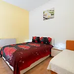 Apartments Milic - One Bedroom Apartment With Terrace And Sea View