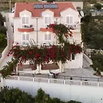Villa Panorama - Plat A3 - Comfort One Bedroom Apartment With Balcony And Sea View