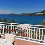 Holiday Home Blue Dream - Two Bedroom Apartment With Terrace And Sea View A2