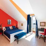 Villa Adrian - Six Bedroom Villa With Swimming Pool And Sea View