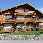Appartement Cosy Avec Balcon, Parking Individuel Et Wifi A Saint-Jean-De-Sixt - Fr-1-459-165