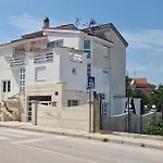 Carla Apartment Opuzen -79 M2 -1 Bedroom -1 Bathroom -2 Wc