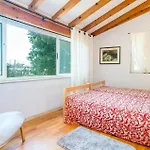Gorgeous Home In Dubrovnik With Kitchen