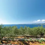 2 Bedroom Amazing Home In Vela Luka