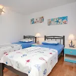 Beautiful Home In Prizba With Wifi