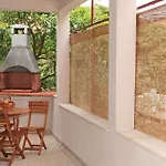 Lovely Apartment In Vela Luka With Kitchen