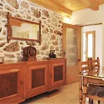 3 Bedroom Nice Home In Vir