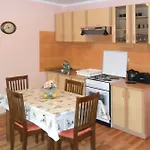 Lovely Apartment In Orebic With Kitchen