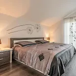 2 Bedroom Lovely Apartment In Zadar