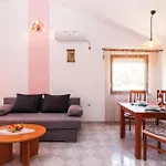 1 Bedroom Cozy Apartment In Krusevo