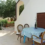 Gorgeous Apartment In Vlasici With Wifi