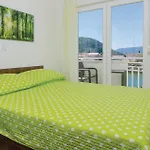 Beautiful Apartment In Blace With House Sea View
