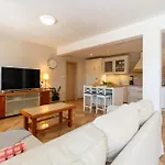 3 Bedroom Cozy Home In Obrovac