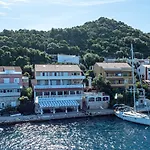 Apartment Zaklopatica 8342B