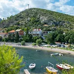 2 Bedroom Stunning Apartment In Trstenik