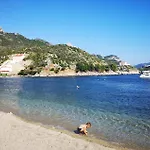 2 Bedroom Cozy Apartment In Trstenik