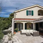 Stunning Home In Klek With Wifi