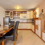 Stunning Home In Galovac With Wifi