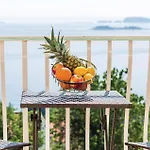 Amazing Apartment In Plat With Wifi