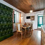 Apartments Din