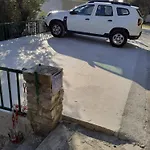 Villa Mt