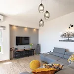 Nice Apartment In Orebic With House Sea View