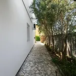 Apartments Kani