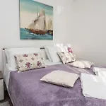 Beautiful Home In Privlaka With Wifi